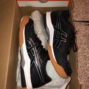 asics volleyball shoes